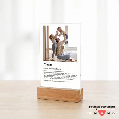 Personalisiertes Geschenk für Mama – Acrylglas-Aufsteller mit Foto, Definition Mama | 13 × 20 × 0,3 cm