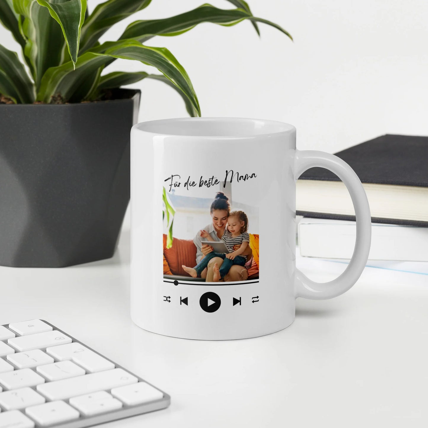 Personalized song mug with your own photo, song &amp; text - 325ml mug white